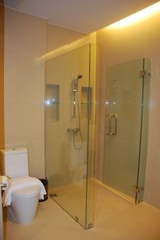 Rimkhobfa Urban Resort Банкок Екстериор снимка